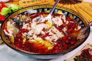 水煮鱼这样做配料简略汤汁甘旨浑厚今后再也不用去饭馆吃了 水煮鱼这样做配料简略汤汁甘旨浑厚今后再也不用去饭馆吃了
