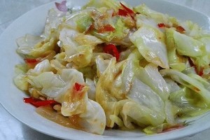 教我们一道爽脆嫩滑酸辣甜香的手撕包菜下酒下饭你说了算 教我们一道爽脆嫩滑酸辣甜香的手撕包菜下酒下饭你说了算