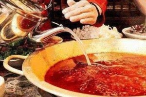 吃火锅时服务员问你是否加汤其实是在给你暗示听懂了吗