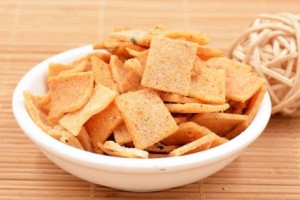 1碗面粉1碗小米不必油炸轻松做小米锅巴个个金黄香酥脆