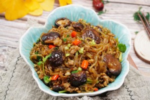 给年夜饭加道蚂蚁上树盘子吃得底朝天三两下做好特香 给年夜饭加道蚂蚁上树盘子吃得底朝天三两下做好特香