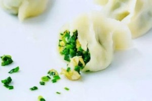 做韭菜鸡蛋馅饺子最忌讳加它很多人弄错难怪饺子不好吃 做韭菜鸡蛋馅饺子最忌讳加它很多人弄错难怪饺子不好吃