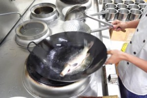厨师长教你红烧鲤鱼的家常做法滋味很赞先保藏了 厨师长教你红烧鲤鱼的家常做法滋味很赞先保藏了