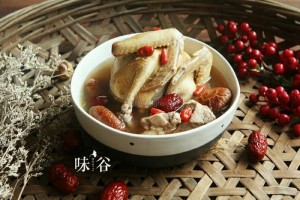 它三十多元一只养分能抵九只鸡简略炖一炖补养又养分 它三十多元一只养分能抵九只鸡简略炖一炖补养又养分