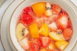教你生果甜汤怎么做附配方加做法年夜饭压轴清新解腻 教你生果甜汤怎么做附配方加做法年夜饭压轴清新解腻
