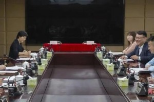 摘下口罩开会已有江苏安徽浙江海南等省份多名领导带头 摘下口罩开会已有江苏安徽浙江海南等省份多名领导带头