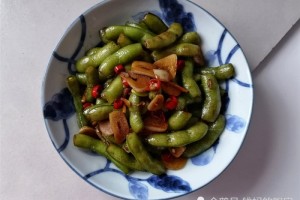 武汉夏天最火的特征凉菜香辣入味脆嫩爽口好吃的停不下嘴