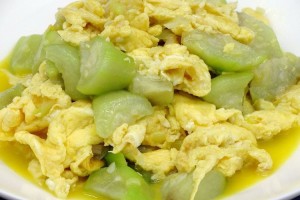 女人能够多吃3种食物美容摄生润泽肌肤好处多多 女人能够多吃3种食物美容摄生润泽肌肤好处多多