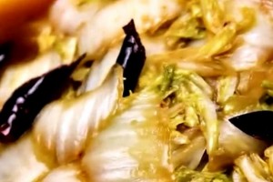 醋溜白菜肯定不能直接炒记住这个过程滋味极好一顿吃三碗饭