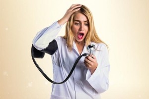 高血压患者要注意警觉不要被谣传耽搁科学防治要放第1位 高血压患者要注意警觉不要被谣传耽搁科学防治要放第1位