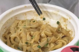 深圳男人不清楚粿条是什么点了一份端来一看是常吃的河粉 深圳男人不清楚粿条是什么点了一份端来一看是常吃的河粉