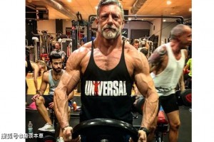 一身健壮肌肉逾越大都年轻人53岁大叔网友这才是真实型男 一身健壮肌肉逾越大都年轻人53岁大叔网友这才是真实型男