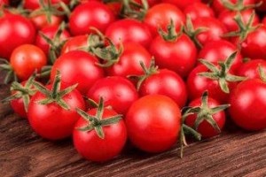 女人到了中年常吃四种食物降压降脂排毒消脂呵护肌肤 女人到了中年常吃四种食物降压降脂排毒消脂呵护肌肤